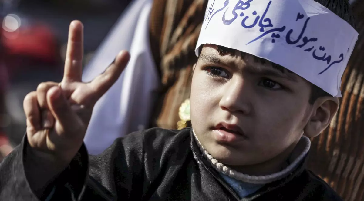 Poliţia franceză a interogat un copil de 8 ani, denunţat de directorul şcolii că  şi-a exprimat solidaritatea cu teroriştii islamici