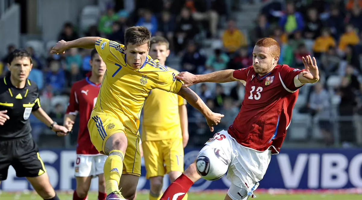 Rapid a transferat un francez și un ceh. Ultimul a jucat la Fulham