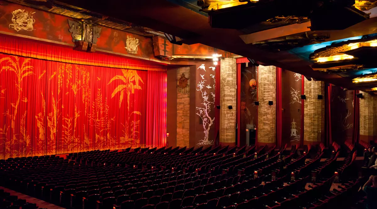 Teatrul SE MUTĂ la cinema