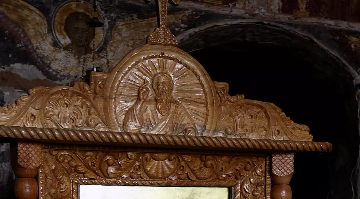 CE SE ÎNTÂMPLĂ DACĂ FACI SEMNUL CRUCII deasupra mâncării! Oamenii de știință AU, ÎN SFÂRȘIT, DOVADA