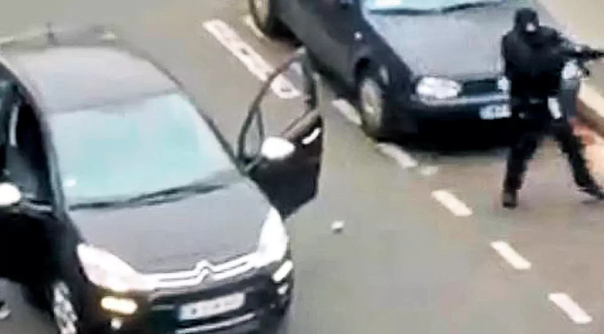 S-ar putea întâmpla şi la noi? Baia de sânge petrecută la Paris a strâns şi inimile românilor