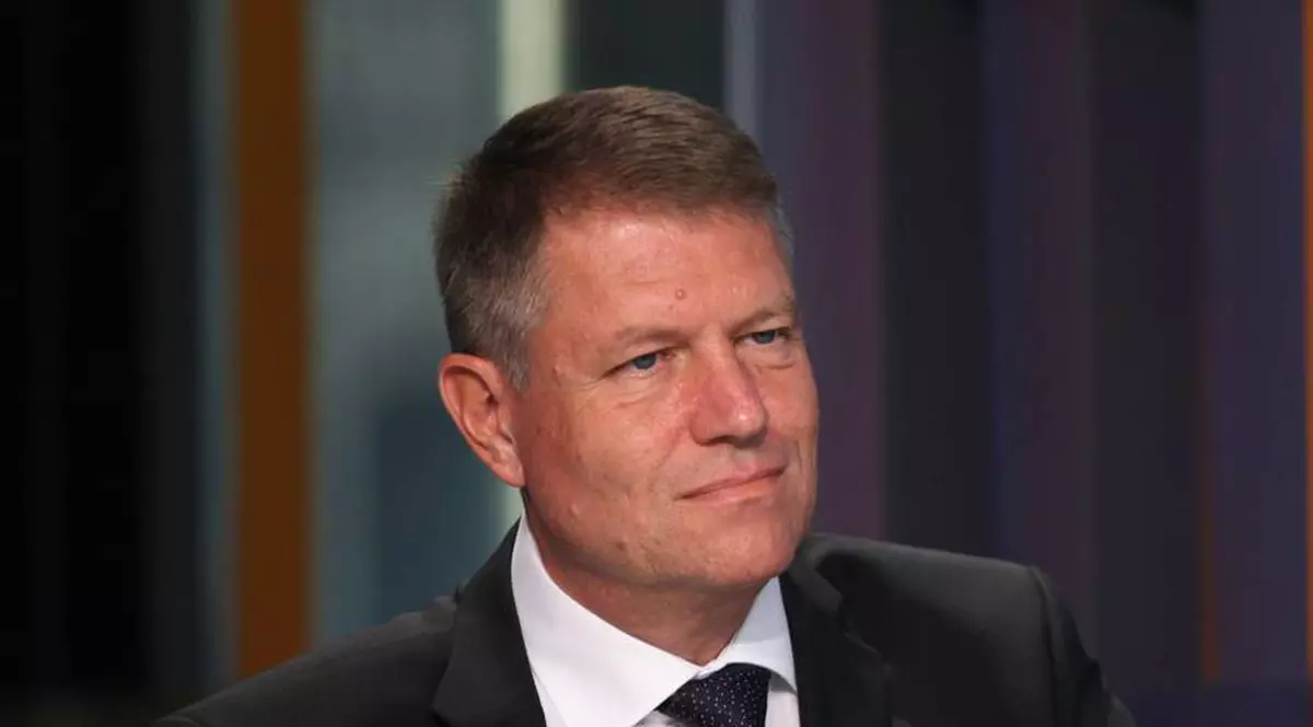 UPDATE: Când află Iohannis dacă e sau nu incompatibil