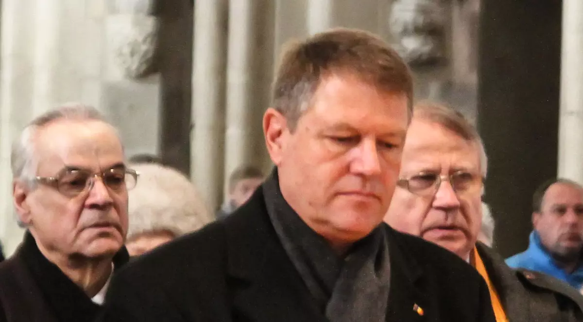Iohannis, la sosirea de la Paris: "A fost un marş al solidarităţii internaţionale, al voinţei de a lupta împotriva terorismului"