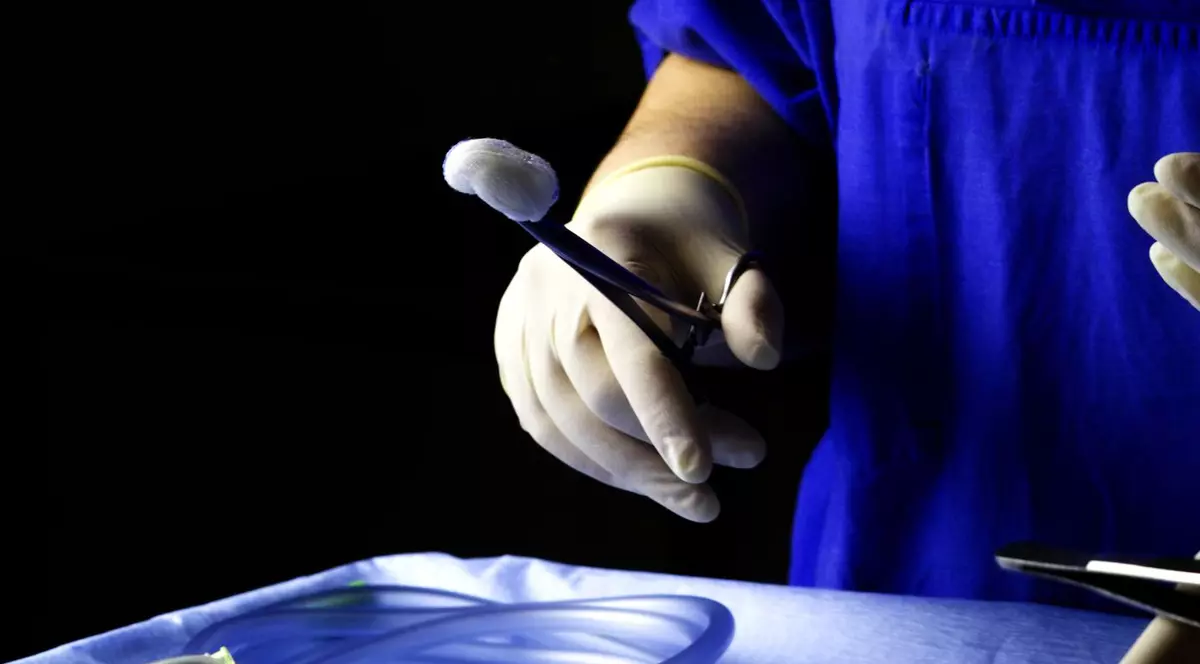 CAZ TULBURĂTOR, în București. O fetiţă de numai o lună, operată pentru extirparea unei tumori de aproape 1 kg