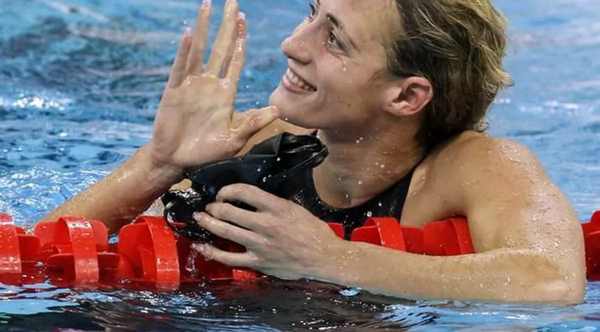 Camelia Potec a primit o ofertă generoasă de a antrena în Japonia. ^Tentată cu 200.000 de dolari