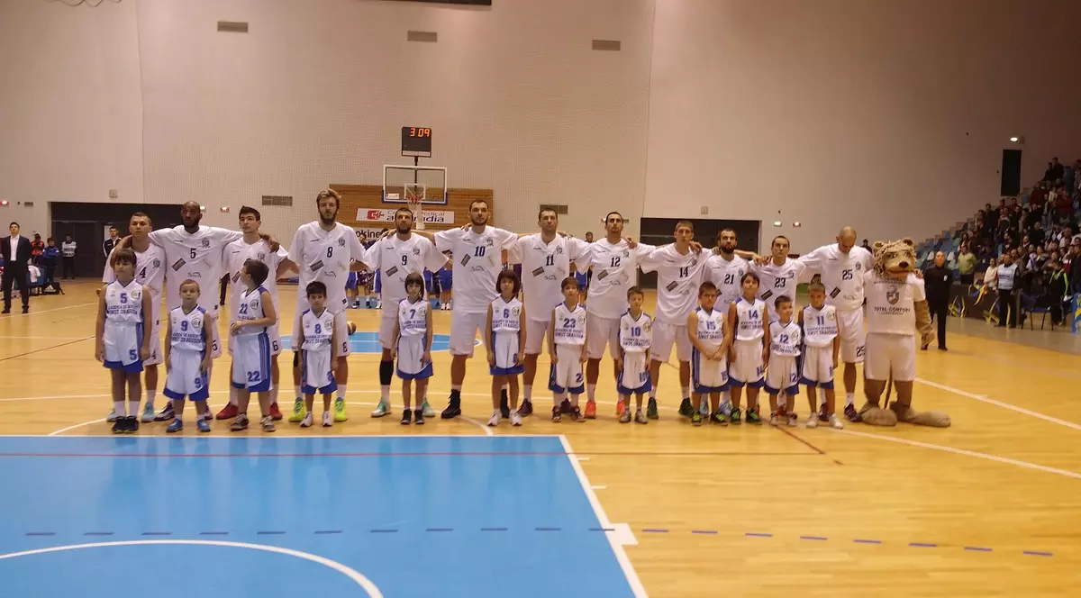Oltenii i-au UMILIT pe albanezi la handbal!