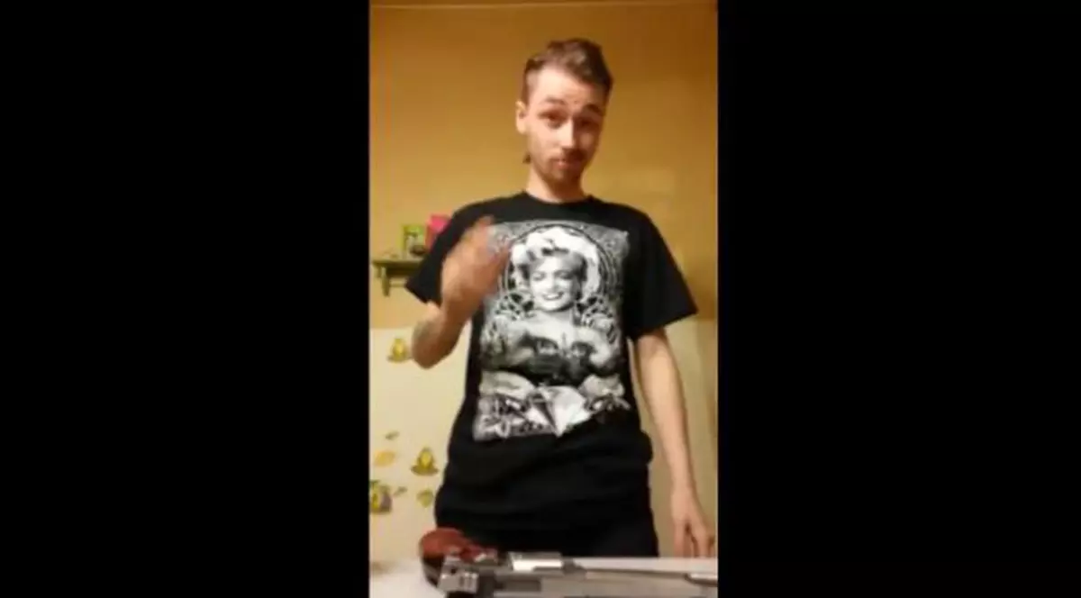 Curajos sau nebun? Iată cum a fost aproape de SINUCIDERE dintr-o JOACĂ! | VIDEO