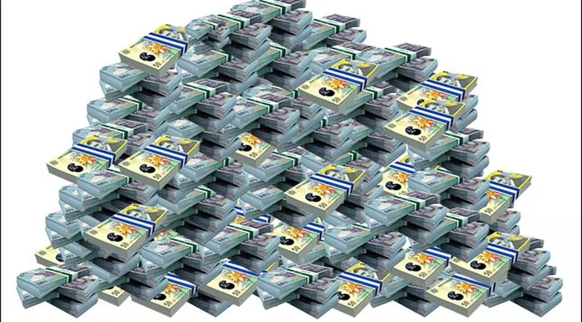 (P) RATE LA BANCA? DATORII? Intra in cursa pentru Marele Premiu de 500 milioane de lei vechi!
