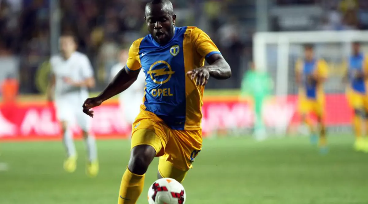 Toto Tamuz va semna cu Juventus București