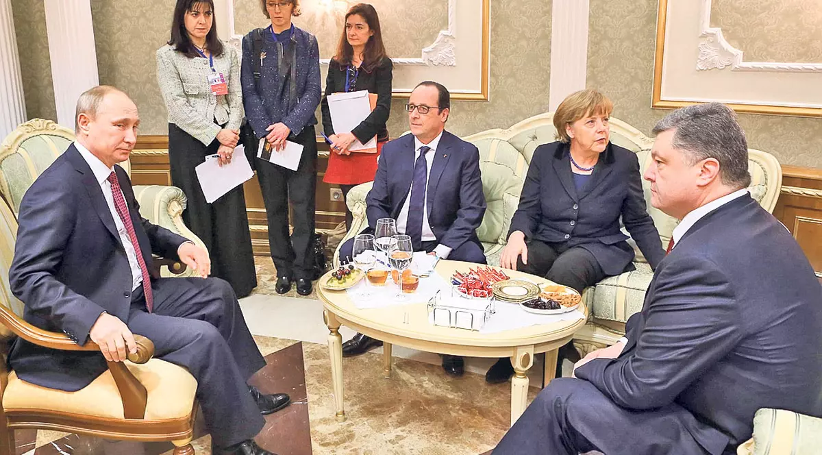 Noapte albă pentru pace, la Minsk | Putin și Poroșenko, de acord și nu prea!