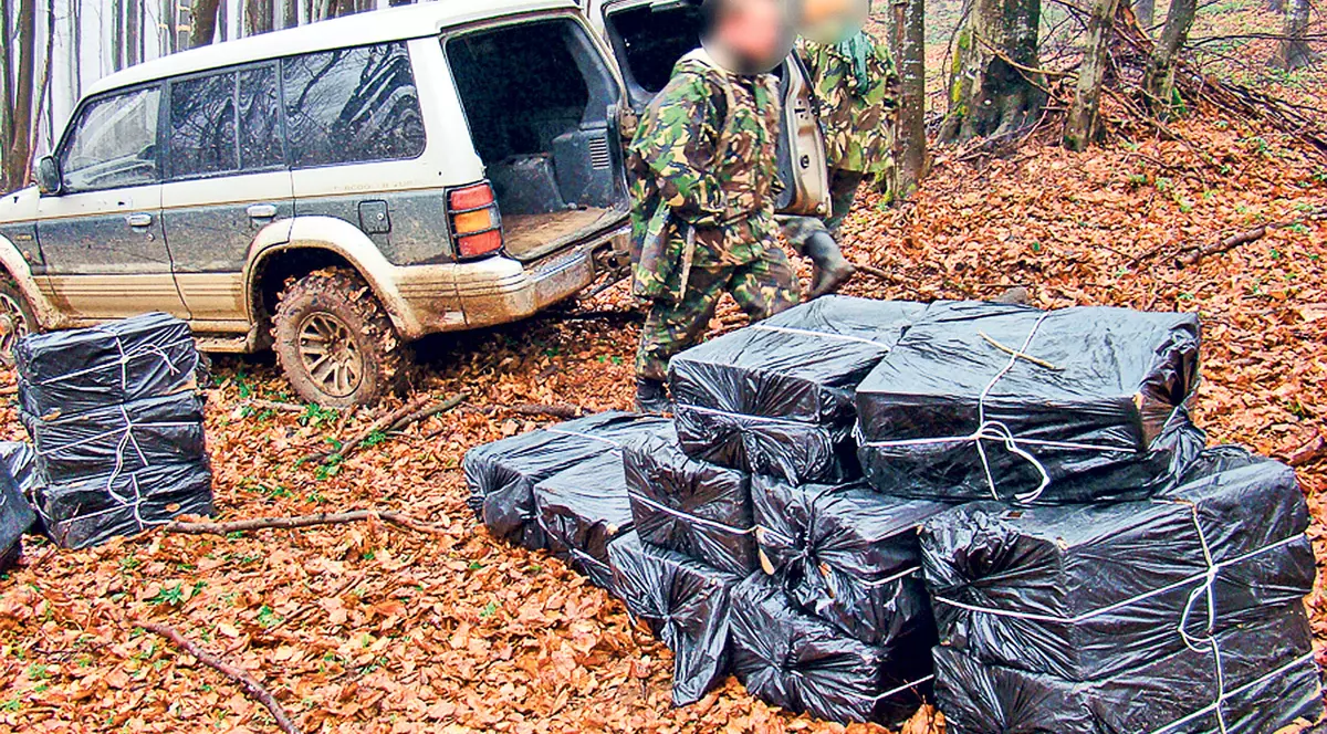Traficanţii dau şpăgi cât un apartament