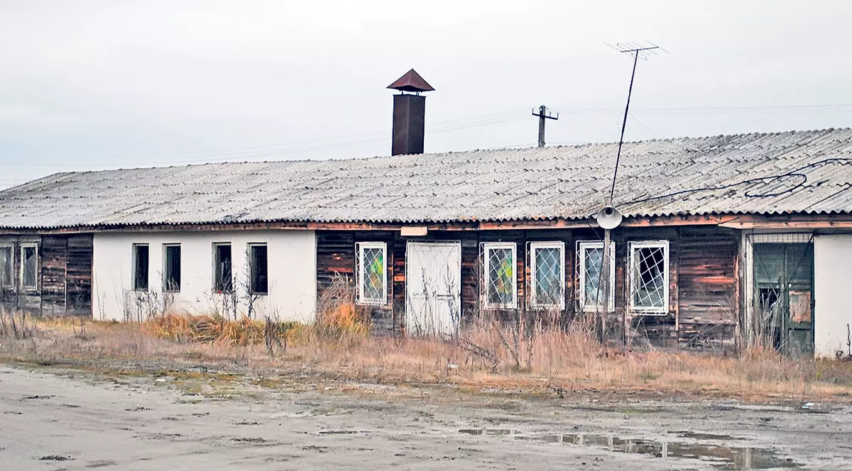Cum mai poţi să fii Mândra? Zeci de familii sunt gonite din casele în care au locuit mai bine de un sfert de secol