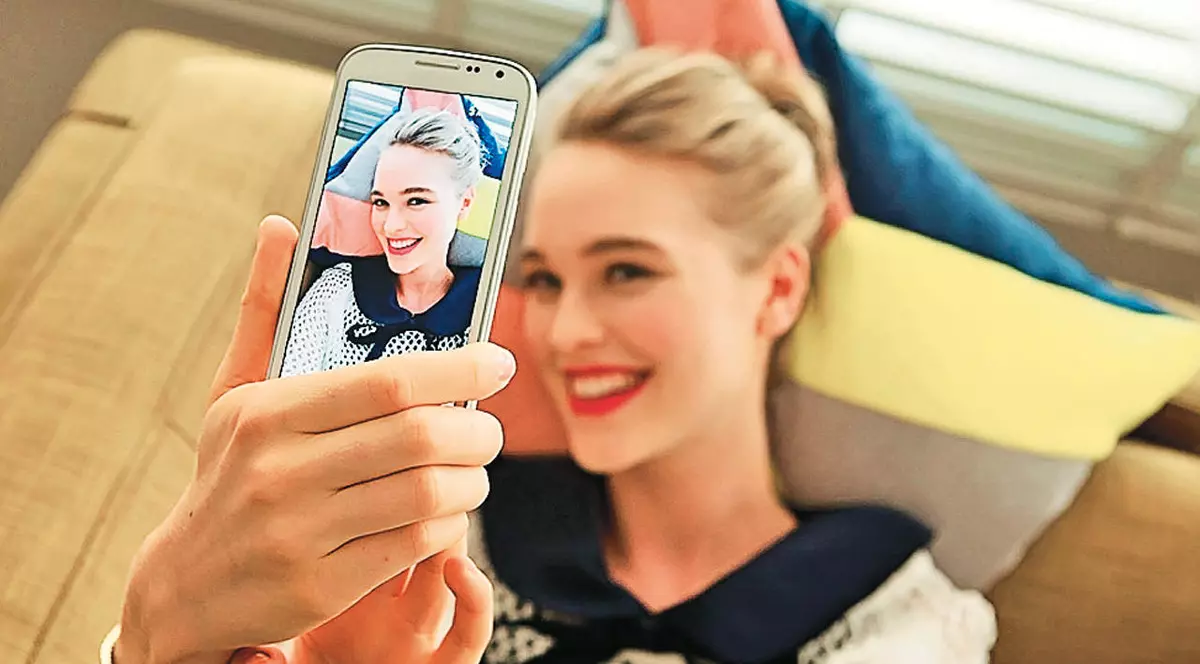 Samsung Galaxy S6 va fi lansat pe 1 martie