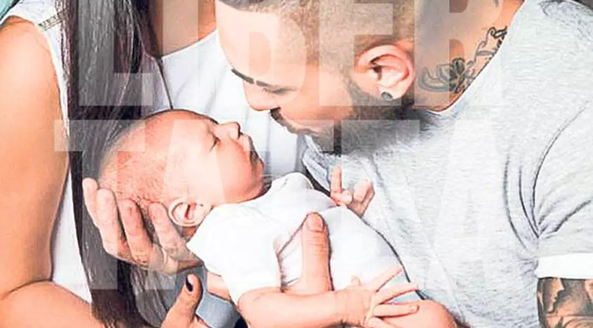 Alex Velea: ”Sunt fericit că mi-a făcut un copil aşa frumos”