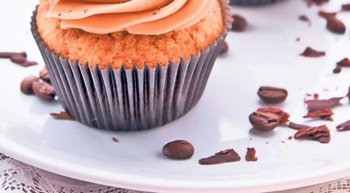 3 rețete de prăjituri delicioase, cu cafea, numai bune pentru un weekend friguros