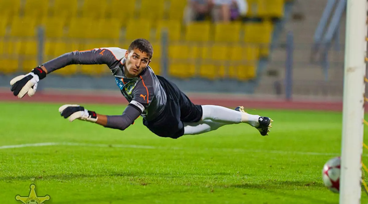 ROMÂNIA - MOLDOVA. Povestea fraţilor Calancea. Haltere și fotbal!