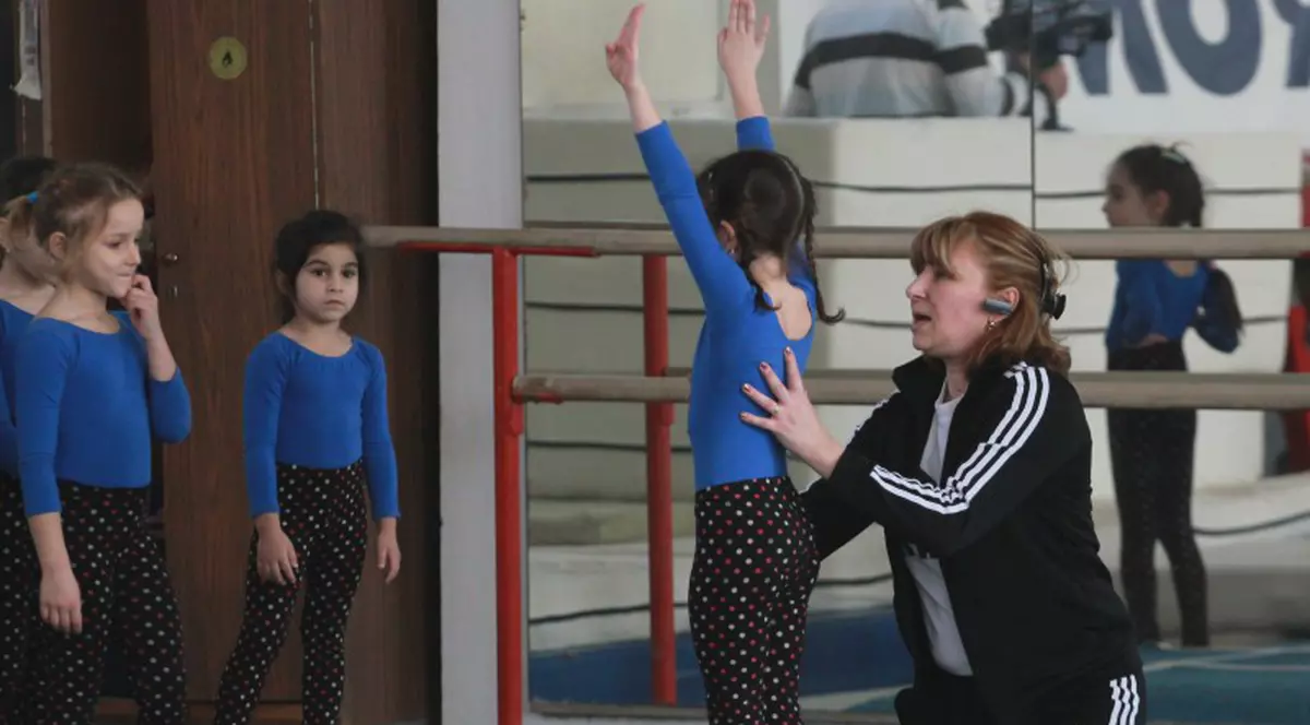 O zi din viața unor gimnaste: cu cântec spre sală, înainte! (EPISODUL 2) / FOTO&VIDEO