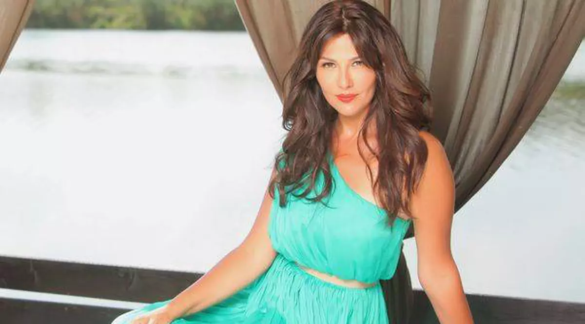 Oana Cuzino trebuie să-și declare veniturile în instanță