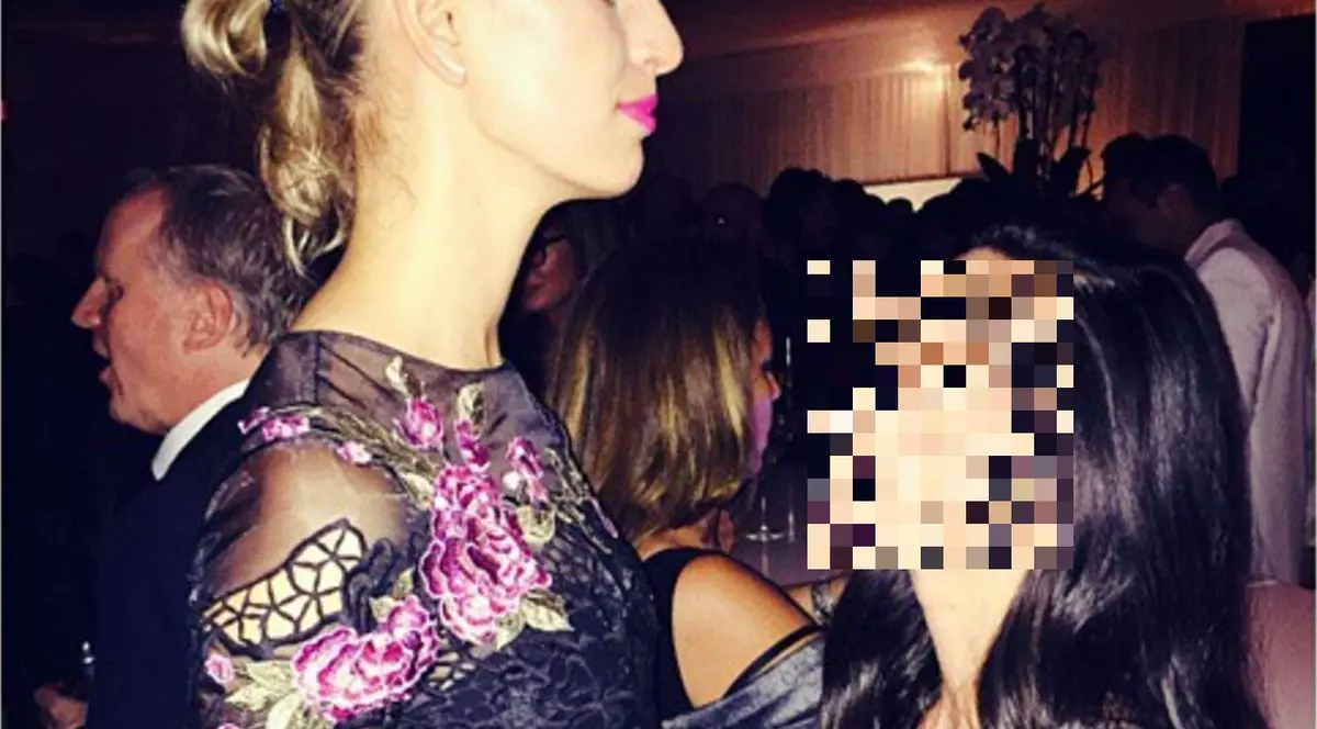 I-a picat faţa! Cum a reacţionat o actriţă celebră de la Hollywood când a dat nas în nas cu topmodelul Karolina Kurkova | FOTO