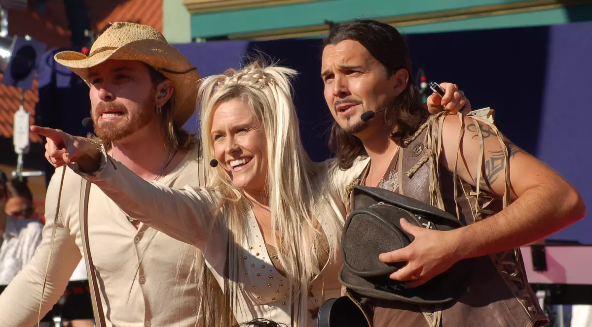 Îi mai ţineţi minte pe cei de la REDNEX? Uite cum arată ACUM cei care vor să câştige EUROVISION ROMÂNIA!