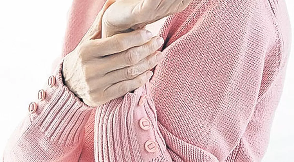 Afecţiunile articulaţiilor nu ţin cont de vârstă | Tratamente naturiste pentru reumatism