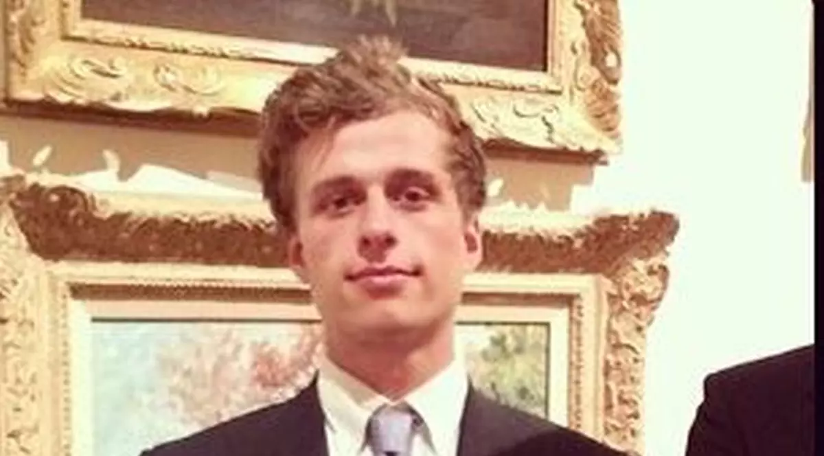 Ce și-a permis BEIZADEAUA ASTA! A făcut scandal în avion și A AMENINȚAT CU MOARTEA TOT ECHIPAJUL! Ce va păți!