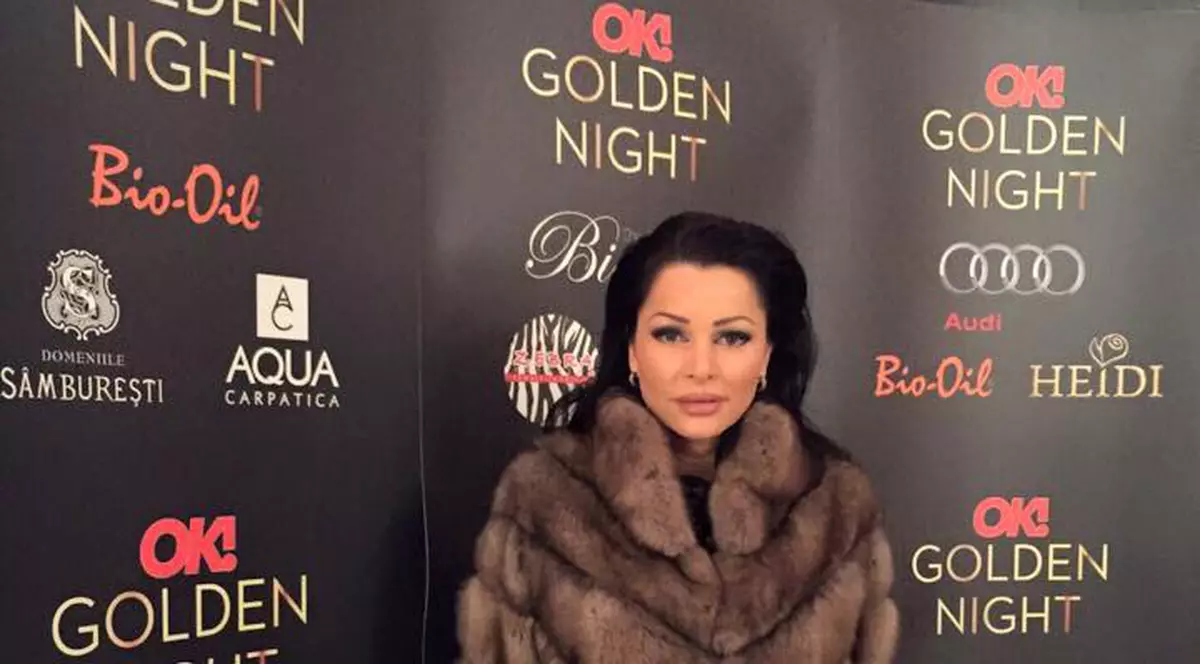 Uite ce elegantă a fost Brigitte Sfăt pe covorul roșu!