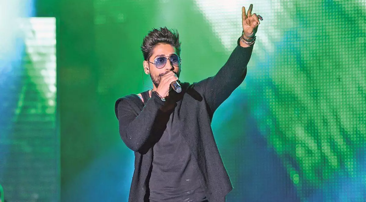 Exclusiv. Connect R, primit cu pâine și sare, în America/ VIDEO