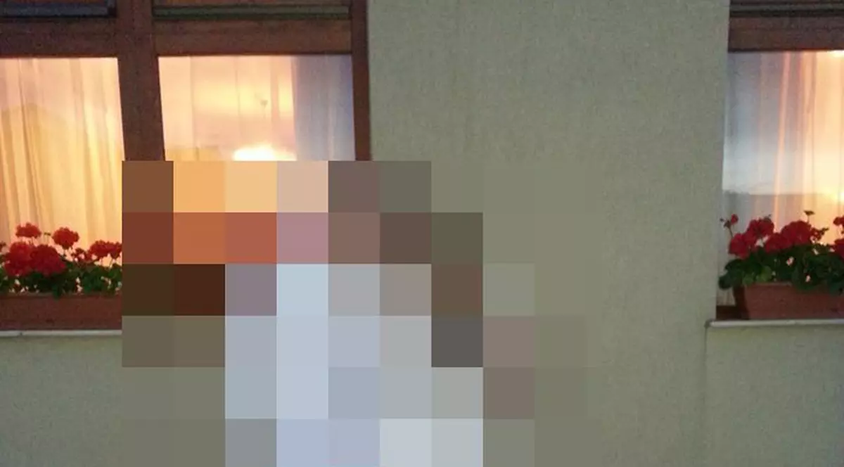 Un SPORTIV român, SURPRINS de IUBITĂ cu o DECLARAȚIE de DRAGOSTE INEDITĂ, de Valentine's Day. A rămas MUT de UIMIRE când a văzut ce îl AȘTEPTA | FOTO