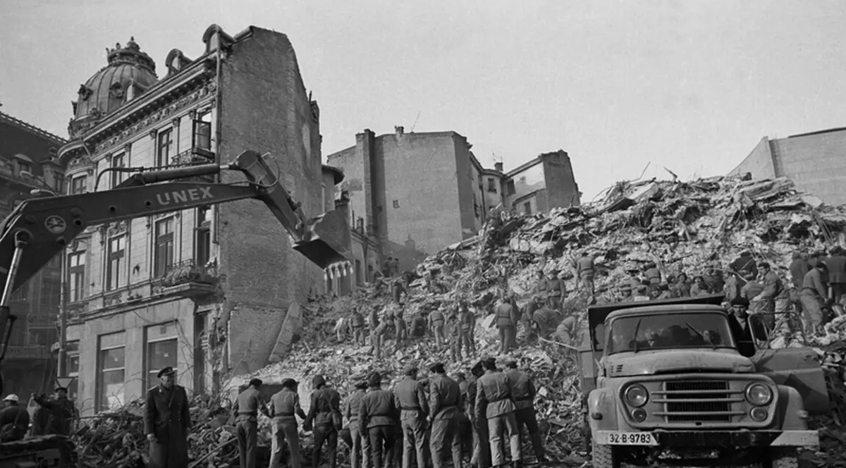 "Bucureştiul este oraşul cu cel mai mare risc seismic din ţară!". Câte clădiri cu risc seismic I sunt acum în Capitală? LISTA A FOST ACTUALIZATĂ