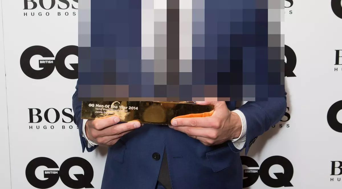 El a fost desemnat CEL mai SEXY BĂRBAT din lume. Ție cum ți se pare?