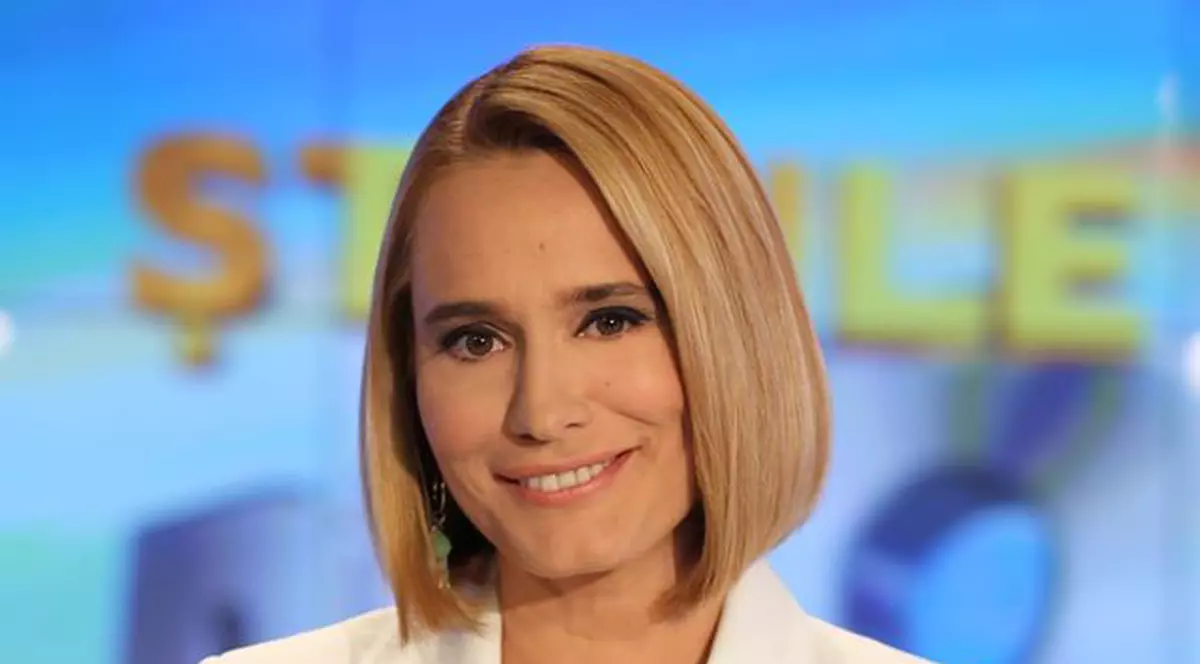 Andreea Esca SE MUTĂ LA RADIO! Cum se va numi emisiunea ei