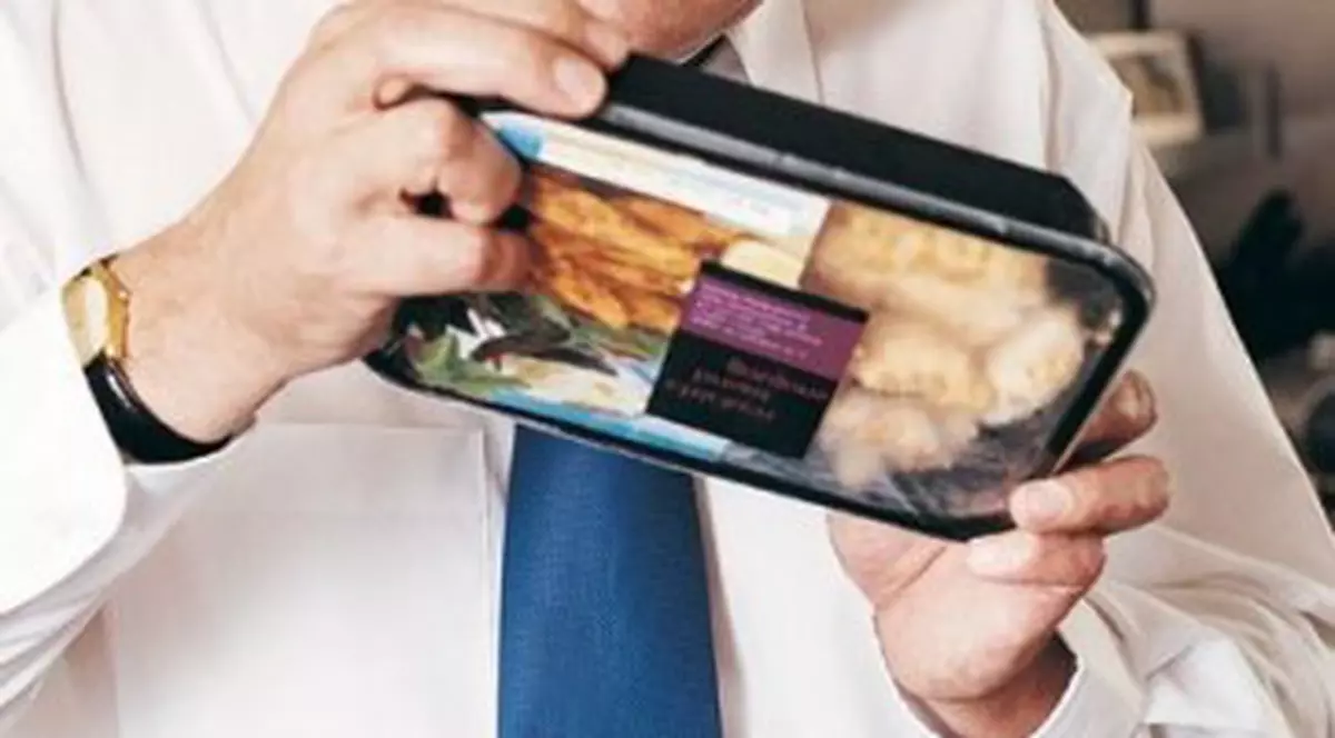 Nu te lăsa păcălit la cumpărături! ALIMENTELE GATA SĂ EXPIRE vor fi expuse pe RAFRURI SEPARATE