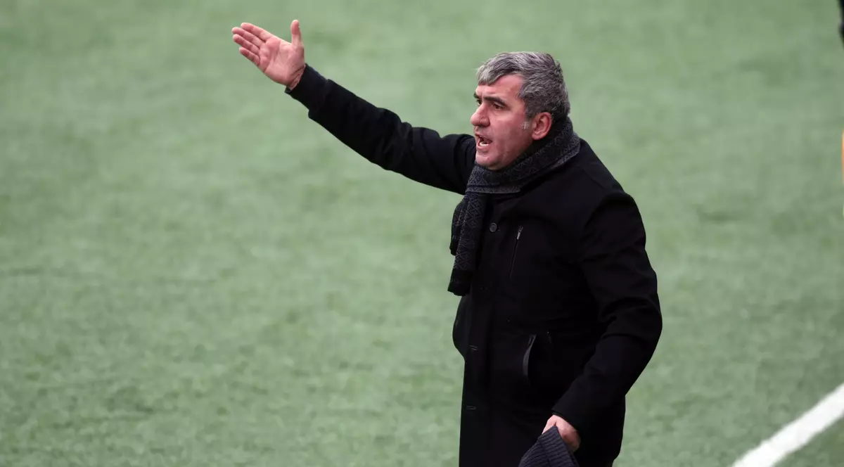 Echipa ”Regelui” are probleme la Voluntari. Hagi, certat cu primarul!