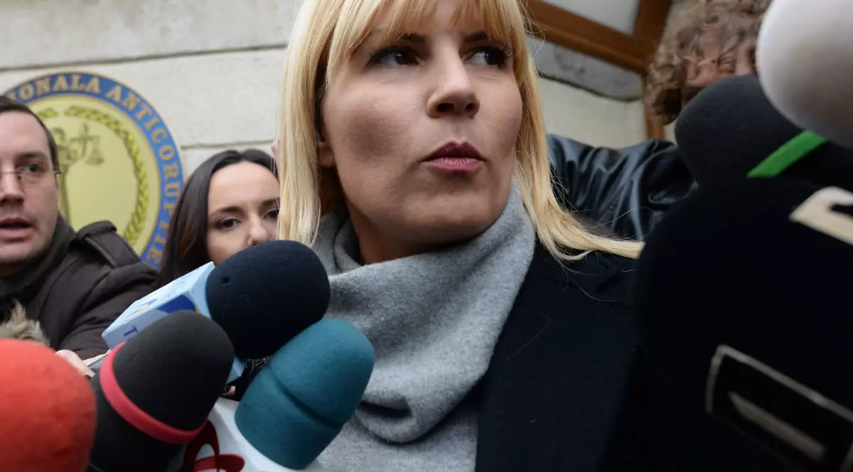EXCLUSIV / Se LEAPĂDĂ de ELENA UDREA! Ce vor să-i facă membrii PMP?