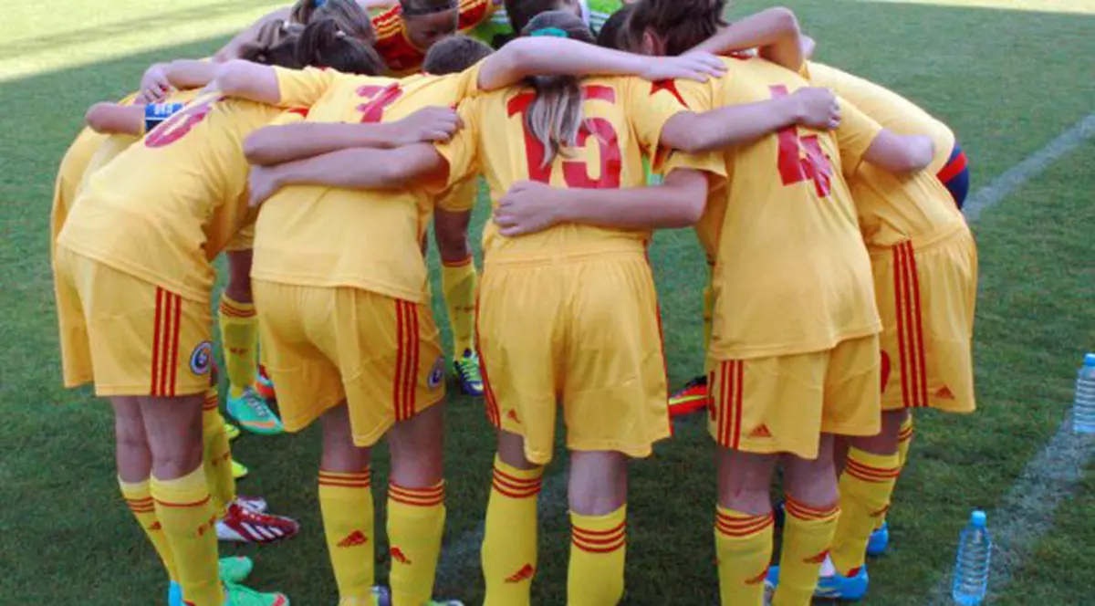 Avem fete de Elită, care dau goluri la foc automat. Băieţi, luaţi lecţii! / VIDEO