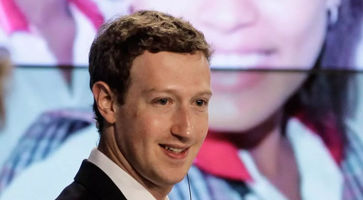 Cât lucrează Mark Zuckerberg pe zi?