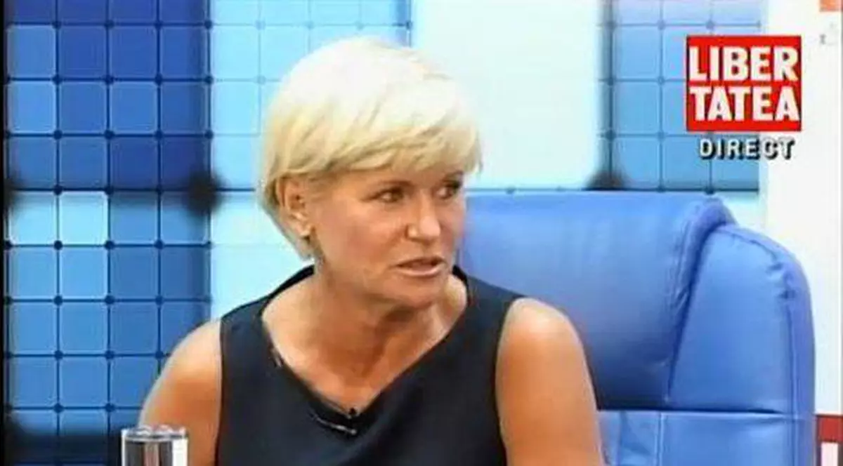 ULUITOR! Vezi ce face MONICA TATOIU acasă în fața fiului său!