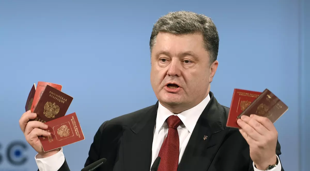 Petro Poroșenko: "Merg la Minsk pentru a cere imediat și fără condiții un acord de pace"