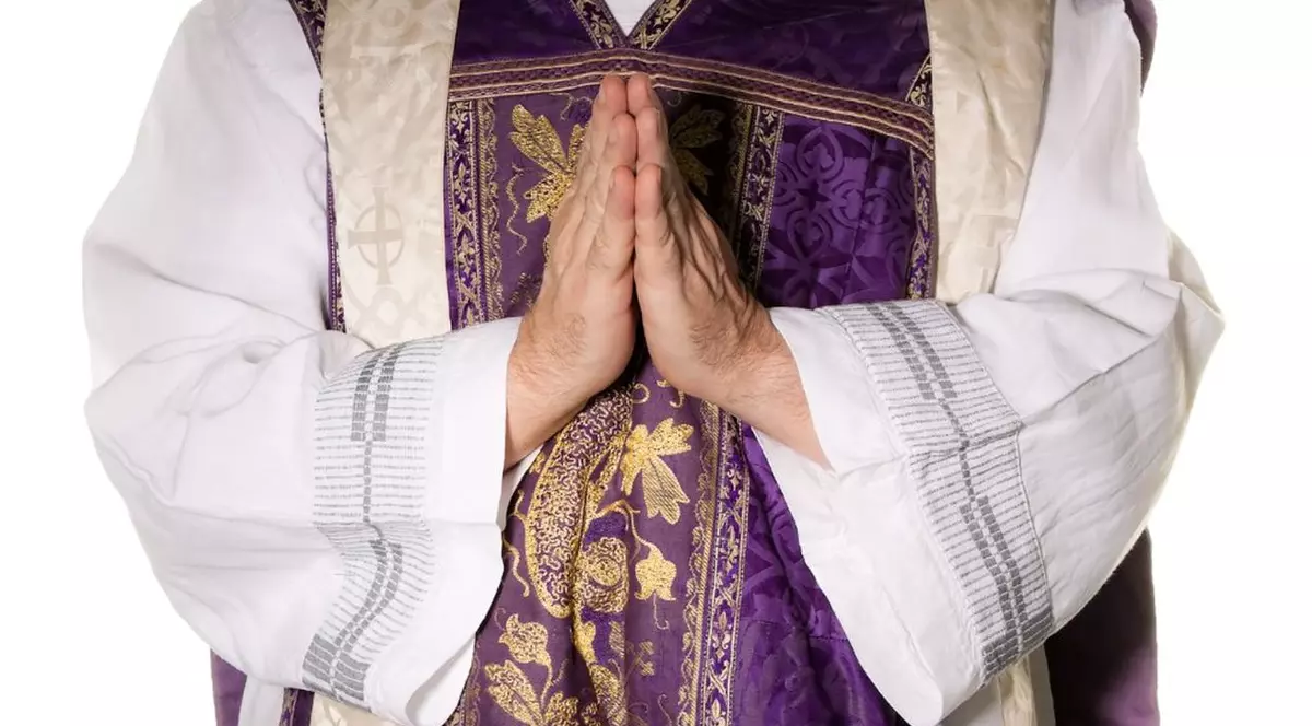 MĂRTURISIRILE unui PREOT, care a fost MORT 48 de minute, sunt INCREDIBILE. Ce spune despre DUMNEZEU dă peste cap RELIGIA