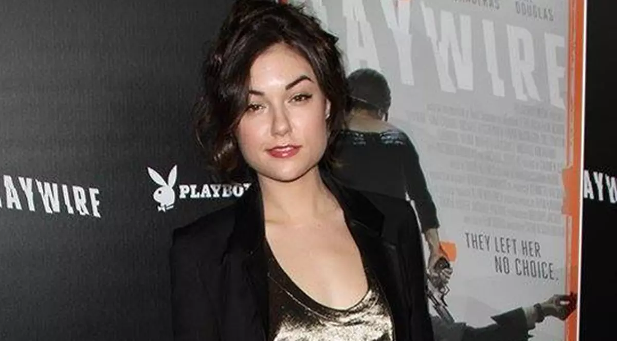 Violată și ucisă de soldați! Fosta actriță XXX Sasha Grey, implicată de ruși în conflictul din estul Ucrainei