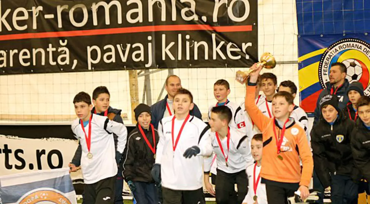 ACS Tâmpa Brașov, campioană la ediția inaugurală a Turneului Tactic Brașov Indoor Cup 2015