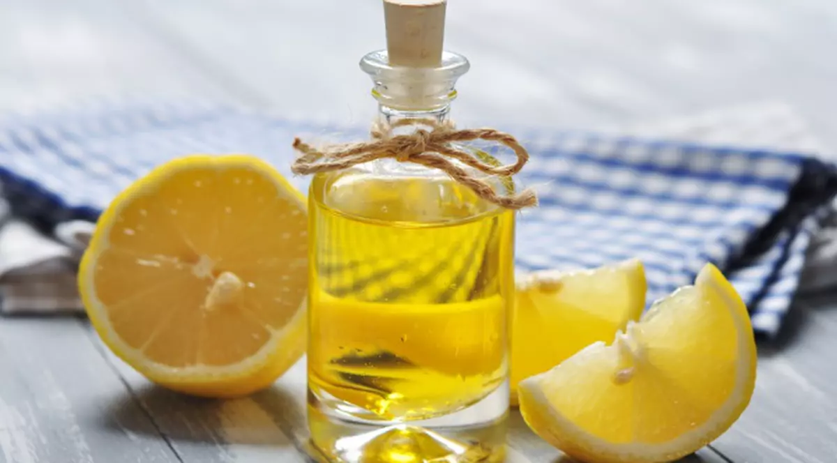 DETOXIFICAREA FICATULUI CU ULEI DE MĂSLINE ȘI LĂMÂIE