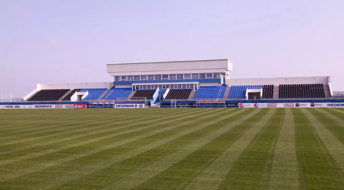 Hagi încearcă o metodă inedită pentru a atrage suporterii la stadionul din Ovidiu