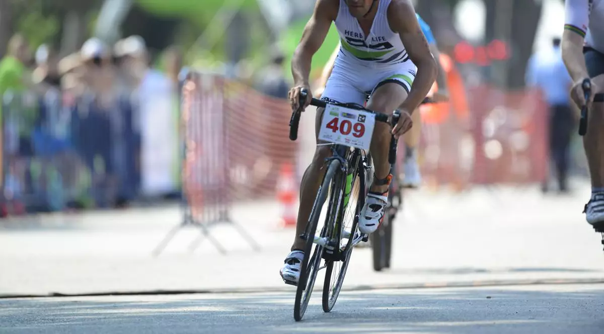 Ciprian Bălănescu obţine al zecelea titlu consecutiv de campion naţional la duatlon
