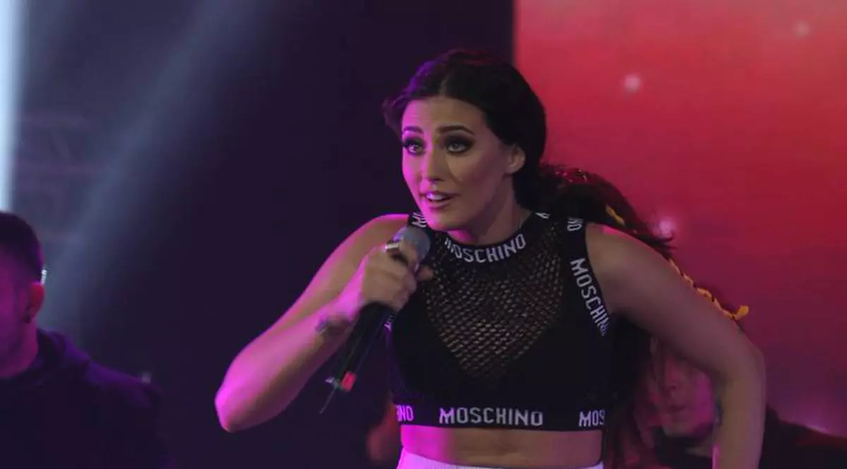 Mâine e 1 aprilie! De ce farse se tem vedetele