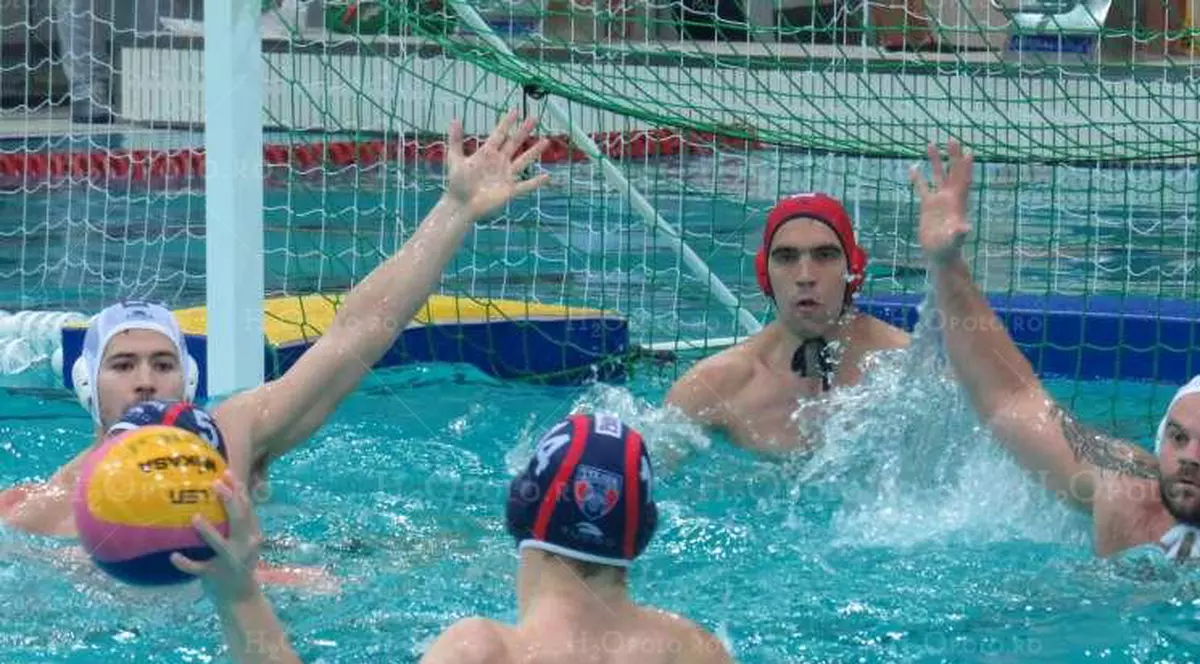 Steaua câștiga Cupa României la polo în fața Sportului, la loviturile de departajare. ^Primul trofeu pentru ”militari” după șase ani