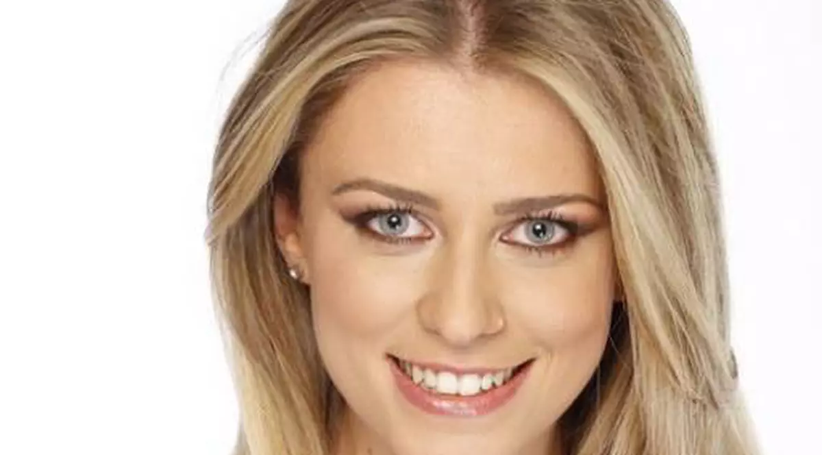 Blonda ASTA va prezenta știrile din sport în locul Ralucăi Arvat