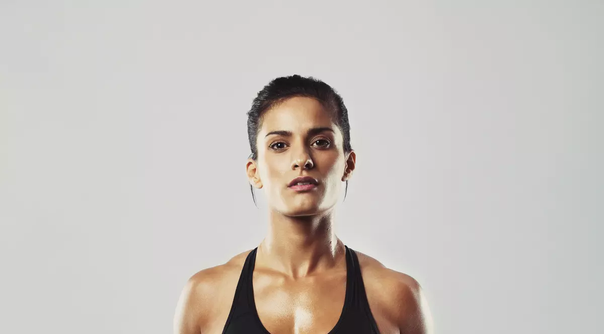 (P) Instructorul de fitness, Bianca Radulescu, recomanda suplimentele pentru slabit folosite de Oana Radu