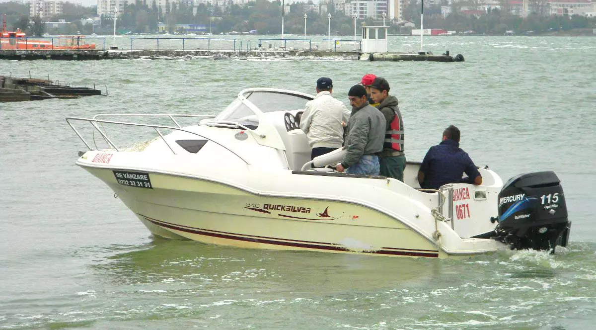 E criză de barcagii şi ghizi montani! Dacă nu ai loc de muncă, poţi merge la cursuri gratuite